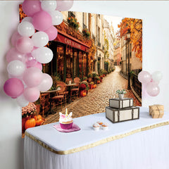 Lofaris Gemütlicher Pariser Herbstcafé-Hintergrund mit Kopfsteinpflaster, romantische Kulisse für Herbstfotografie
