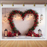 Lofaris Valentinstag Fotohintergrund Rustikale Weiße Ziegelwand Blumenherzkranz Laternen Deko