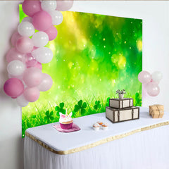Lofaris St Patricks Day Hintergrund Lebendiges Grünes Gras Kleeblätter Bokeh Party Deko