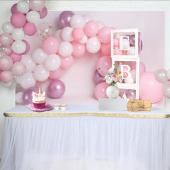 Rosa Ballonbogen Cake Smash Hintergrund Weißer Buchstabenblock Mädchen Geburtstag