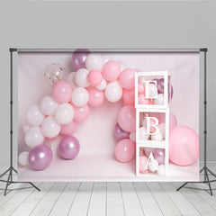 Rosa Ballonbogen Cake Smash Hintergrund Weißer Buchstabenblock Mädchen Geburtstag