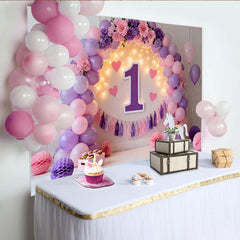 Lila Rosa Ballon Erster Geburtstag Cake Smash Hintergrund Beleuchtet 1 Herz Quaste