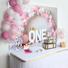 Lofaris Pink Grau Winter ONEderland Fotohintergrund Geburtstag Cake Smash Eisbär
