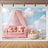 Lofaris Pinkes Baldachin Sofa Teddybär Cake Smash Hintergrund Blauer Himmel Wolken Mädchen