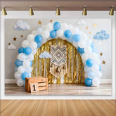 Lofaris Boho 1. Geburtstag Cake Smash Hintergrund Blau Weiß Ballonbogen Gold Fransen