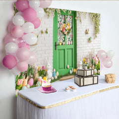 Lofaris Frühlingshafter Oster-Fotohintergrund mit grüner Tür, bunten Eiern und Hasen, ideal für Familienfeiern