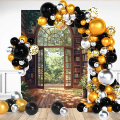 Lofaris Sonniges Bücherregal Hintergrund Glastür Grüner Garten