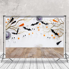 Niedlich Weiß Wand Aus Holz Boden Augen Fledermäuse Foto Hintergrund