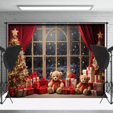 Lofaris Bären Geschenke Schneebedeckt Fenster Szene Weihnachten Hintergrund