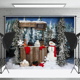 Lofaris Dicht Kiefer Bäume Regale Schneemann Weihnachten Hintergrund