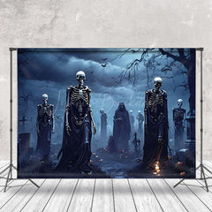 Misty Nacht Skeleton Grausig Halloween Hintergrund