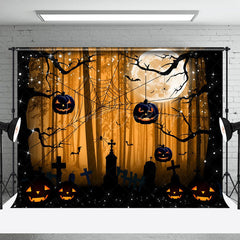 Orange Dunkel Nacht Wald Grab Spinne Halloween Hintergrund