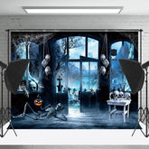 Skeleton Beängstigend Mond Verfolgt Haus Halloween Hintergrund