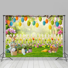 Hase Mit Eier Garten Frühling Glücklich Ostern Hintergrund