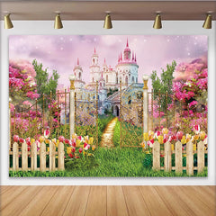 Lofaris Märchenschloss Garten Hintergrund mit goldenem Tor und rosa Blumen, zauberhafte Fotokulisse für Kinder und Fotoshootings