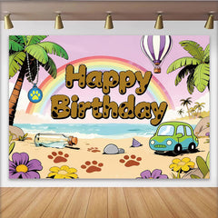 Lofaris Bunter Happy Birthday Strand-Hintergrund mit Cartoon-Tieren, verspielte Kulisse für Kinder-Fotoshootings und Party-Deko