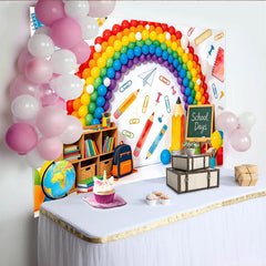 Lofaris Farbenfroher Regenbogen Schulanfang Hintergrund mit Schulmaterialien, fröhliche Fotokulisse für Kinder und Schultage Party