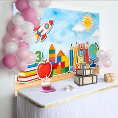Lofaris Bunter Schul-Lernhintergrund mit Rakete und ABC-Blöcken, fröhliche Fotowand für Kinderfotografie und Klassenzimmerdeko