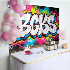 Lofaris Lebendiger Graffiti Fotohintergrund mit Neonfarben und urbanem Stil, dynamische Street-Art Kulisse für professionelle Fotoshootings