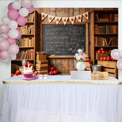 Lofaris Rustikaler Einschulung Hintergrund mit Holzregalen, Tafel und Apfelbanner, Vintage Schulzimmer Kulisse für Fotostudio