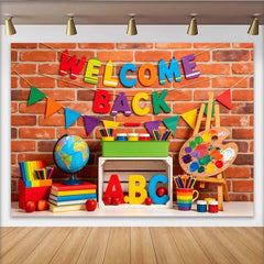 Lofaris Bunter "WELCOME BACK" Schulanfangshintergrund mit ABC und Büchern, Ziegelwand-Fotokulisse für Schulbeginn und Party