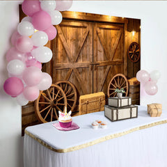 Lofaris Rustikaler Scheunen-Fotohintergrund mit Holztüren und Wagenrädern, ländliche Kulisse für professionelle Fotoshootings