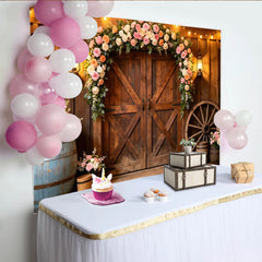 Lofaris Rustikaler Blumenhintergrund mit Holzscheunentüren und elegantem Bogen, romantische Kulisse für Hochzeitsfotos und Eventdekoration