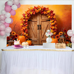 Lofaris Rustikaler Herbstlandschaftshintergrund mit Holztür Ahornblättern und Kürbissen, warme Kulisse für Fotoshooting und Eventdekoration