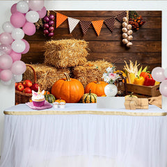 Lofaris Herbstlicher Ernte-Hintergrund mit Kürbissen Strohballen Holzwand, gemütliche Fotowand für Erntedankfest und Fotoshootings