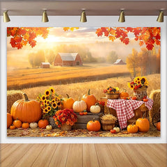 Lofaris Herbstlandschaft Hintergrund mit Kürbissen und Sonnenblumen, rustikale Scheune und goldenes Feld, Erntedankfest Fotokulisse
