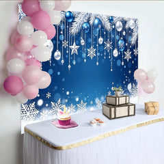 Lofaris Blauer und silberner Weihnachtshintergrund mit Schneeflocken und Kugeln, festliche Winterdekoration für Fotoshooting