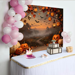 Lofaris Gruseliger Halloween Hintergrund mit leuchtenden Kürbissen und fliegenden Fledermäusen, herbstliche Kulisse für Spukparty