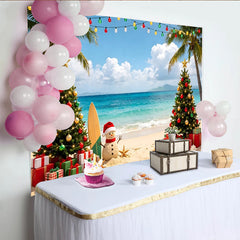 Lofaris Tropischer Weihnachtshintergrund am Strand mit Palmen und Schneemann, festliche Kulisse für einzigartige Weihnachtsfeier