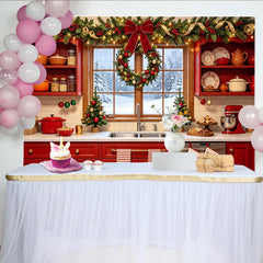 Lofaris Festlicher Weihnachtshintergrund Küche mit Schnee und Kranz, gemütliche Winterkulisse für festliche Fotoshootings
