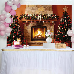 Lofaris Gemütlicher Kamin Weihnachts-Hintergrund mit Bäumen und Geschenken, festliche Kulisse für Familienfotos und Winterdekoration