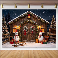 Lofaris Winterliche Scheune Weihnachts-Hintergrund mit Schneemännern und Geschenken, festliche Fotowand für Familienfotos und Winterdekoration