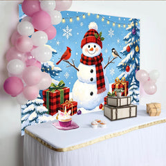 Lofaris Fröhlicher Schneemann Weihnachtshintergrund mit kariertem Schal und Geschenken, festliche Fotokulisse für Winterparty und Familienfotos