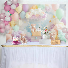 Lofaris Pastellfarbener Teddybär Babyparty-Hintergrund mit Luftballons und Wolken, verträumte Kulisse für Kindergeburtstag