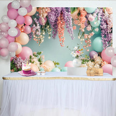 Lofaris Pastellfarbener Blumen-Fotohintergrund mit hängenden Glyzinien und Luftballons, romantische Kulisse für professionelles Fotostudio