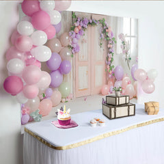 Lofaris Zarter Pastell Blumen Ballon Hintergrund für Babyparty oder Mädchen Geburtstag, elegante Fotowand mit Holztür und Schmetterlingen