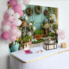 Lofaris Frühlingshafter Osterhintergrund mit Pastell-Ostereiern und bunten Blumen, rustikale Holzwand Kulisse für Fotostudio und Feiern