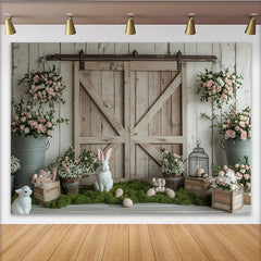 Lofaris Rustikaler Osterhintergrund mit Scheunentür, rosa Blumen und weißen Hasen, charmante Frühlingsdekoration für Fotoshooting und Event