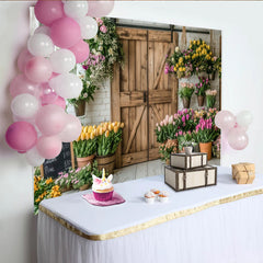 Lofaris Rustikaler Blumenladen Fotohintergrund mit Holztür und bunten Blumen, charmante Kulisse für Frühlings- und Porträtfotografie