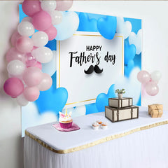 Lofaris Blauer Vatertagshintergrund mit Herzen und Schnurrbart für Papa, festliche Fotowand für eine liebevolle Feier und Fotoshootings