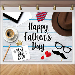 Lofaris Vatertagshintergrund mit Krawatte Hut und Kaffee für den besten Papa, elegante Kulisse für Fotoshooting und Feierlichkeiten