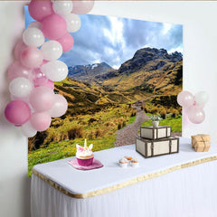 Lofaris Malerischer Berglandschaft Hintergrund mit grüner Vegetation und Wolkenhimmel, natürliche Fotokulisse für Studio und Outdoor-Fotografie