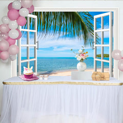 Lofaris Offener Fensterblick Hintergrund mit tropischem Strand und Palmen, perfekte Fotokulisse für Sommerurlaub und entspannte Atmosphäre