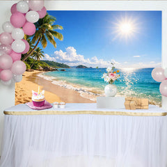 Lofaris Goldener Sommerstrand Hintergrund mit Palmen und türkisfarbenem Meer, perfekte Kulisse für Urlaubsfotos und professionelle Fotografie