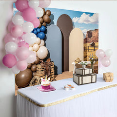 Lofaris Wüstenlandschaft Westernhintergrund mit Cowboy-Sattel und Luftballons, rustikale Fotokulisse für professionelle Fotoshootings
