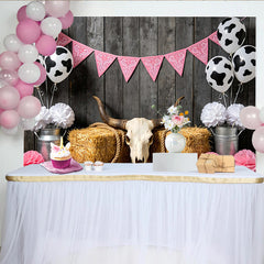 Lofaris Rosa Western-Geburtstagshintergrund mit Kuhfleckenballons und Holzwand, perfekte Fotowand für Fotoshooting und Cowboy-Party